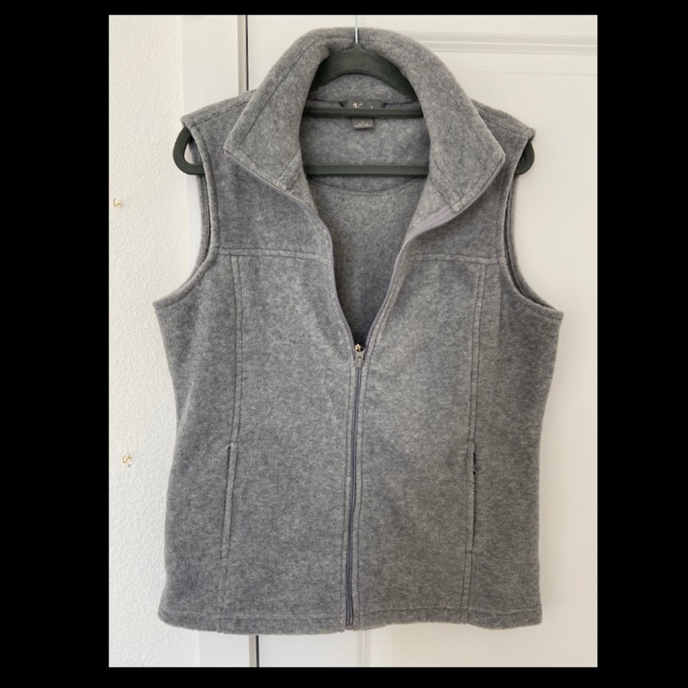 NEW Fleece Vest